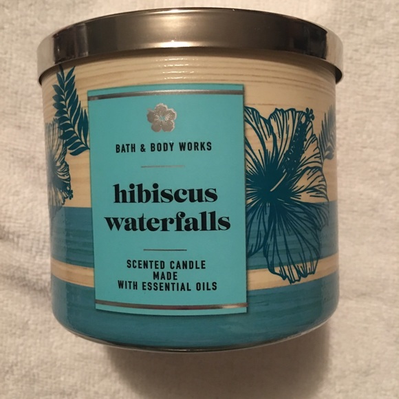 Bath & Body Works Other - NWT Bath and Body works hibiscus waterfalls candle